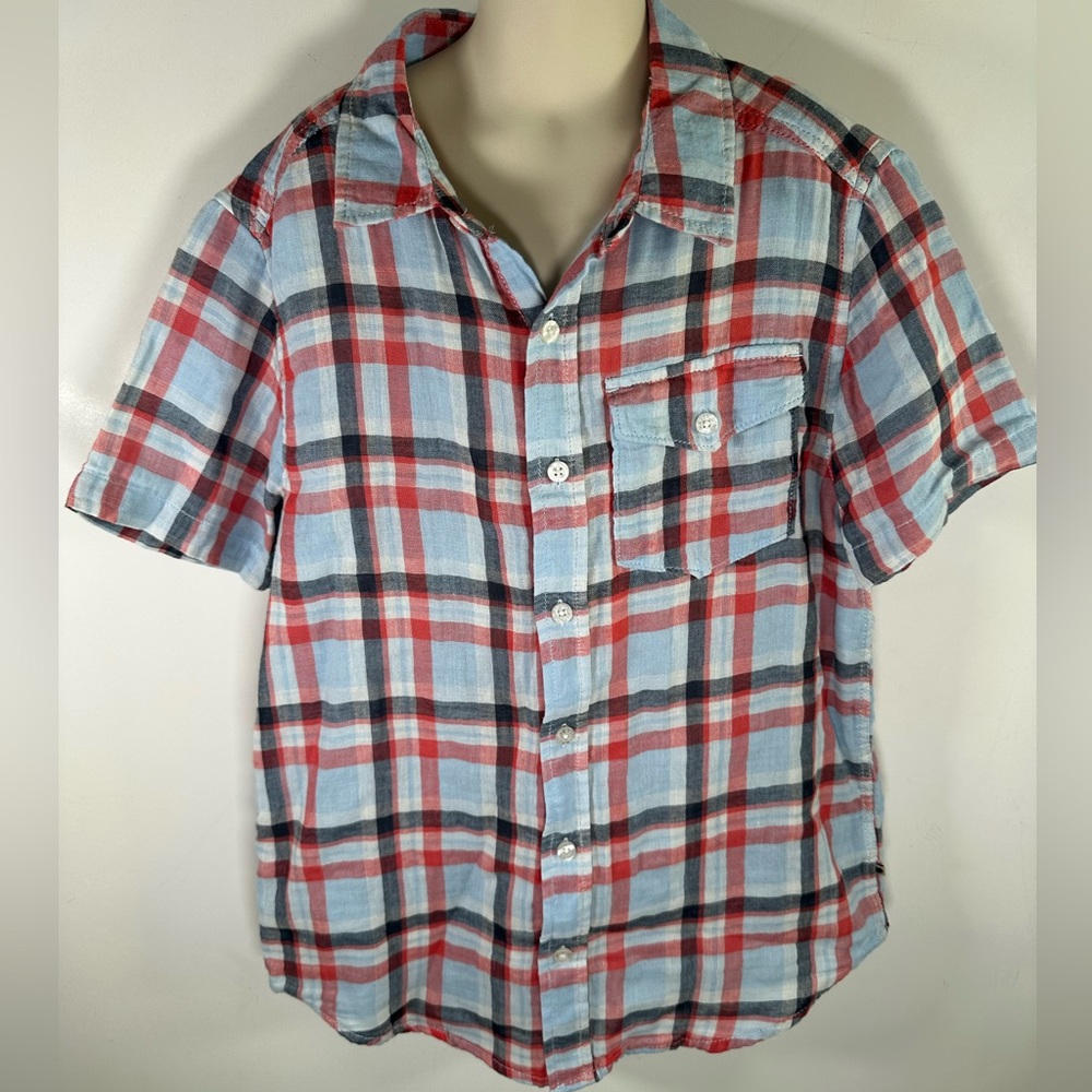 Lucky Brand boys 100% cotton button up plaid short sleeved shirt size medium